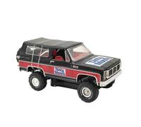 Modelo De Coche Vintage Miniatura De Aleación De Dos Puertas Todoterreno GMC Jimmy Sierra 4X4 Escala 1/64 Color Negro Año 1973 Decoraciones De Mesa