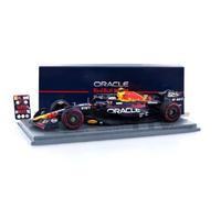 Modelo de escala compatible con Red Bull RB19 N.1 WINNER BRITISH GP 2023 MAX VERSTAPPEN W/PIT B.1:43 SPARK MODEL S8592