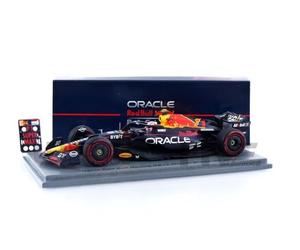 Modelo de escala compatible con Red Bull RB19 N.1 WINNER BRITISH GP 2023 MAX VERSTAPPEN W/PIT B.1:43 SPARK MODEL S8592