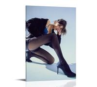 Modelo Girl Posing on One Leg Kneeling on The Ground Living Room Wall Art 20x30inch (50x75cm)