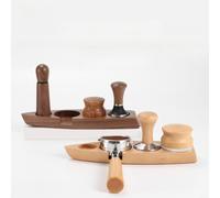 Moliuoly Estación de prensador de café de 58 mm, de madera, en forma de barco, base para portafiltros, organizador para accesorios de café, suave para superficie (madera de haya)