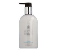 Molton Brown - Coastal Cypress & Sea Fennel Hand Lotion - Crema de manos y mascarillas 300 ml