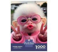 Mono 1000 Piezas Papel Durable Mono in Pink Coat Making Peace Sign Puzzle para Adultos Adultos Portátil Noche De Juegos En Familia Rompecabezas Atractivo 38x26cm/1000pcs