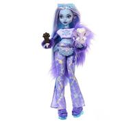 Monster High Abbey Bominable Muñeca | Muñeca Yeti con ropa violeta , mascota mamut y 7 accesorios como mochila, gafas y polo, HNF64