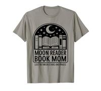 Moon Reader Book Mom Lost Between Stars and Pages Camiseta