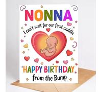 Moonlit93 Nonna - Tarjeta de cumpleaños con texto en inglés "I Can't Wait For Our First Cuddle Happy Birthday From The Bump!". Tarjeta de cumpleaños con ideas para Nonna, regalos divertidos de la