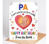 Moonlit93 Pa - Tarjeta de cumpleaños con texto en inglés "I Can't Wait For Our First Cuddle Happy Birthday From The Bump!". Tarjeta de cumpleaños con ideas para papá, regalos divertidos de la familia