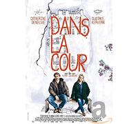 Movie - Dans La Cour