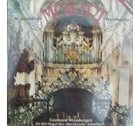 Mozart: Gerhard Weinberger an der Orgel der Abteikirche Amorbach