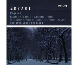Mozart: Requiem, K.626 by Barbara Bonney [Soprano], Anne Sofie von Otter [Contralto], Hans Peter Blochwitz (2005-11-08)