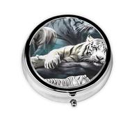 Muchos tigres blancos. Este pequeño pastillero redondo de viaje de tres compartimentos es perfecto para almacenar medicamentos diarios, vitaminas y sobre la marcha.