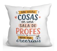 MUGFFINS Cojín con Relleno Regalo Profesora Divertida | He Visto Cosas en una Sala de profes Que no creeríais en Español | 40x40cm poliéster | Detalle Original docente | Enseñanza v1