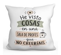 MUGFFINS Cojín con Relleno Regalo Profesora Divertida | He Visto Cosas en una Sala de profes Que no creeríais en Español | 40x40cm poliéster | Detalle Original docente | Enseñanza v2