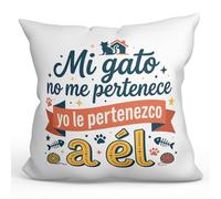MUGFFINS cojín Gato con Relleno | Regalo Original con Frase Mi Gato no me Pertenece yo le pertenezco a él en Español | Cojines Divertidos para Regalar | Humor Gatitos y Perritos v1