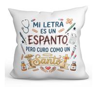 MUGFFINS cojín Gracioso médico con Relleno | Mi Letra es un espanto Pero curo como un Santo en Español | Regalo Divertido Doctor, Hospital, cumpleaños, Navidad, Amigo Invisible | Medicina v2