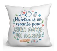 MUGFFINS cojín Gracioso médico con Relleno | Mi Letra es un espanto Pero curo como un Santo en Español | Regalo Divertido Doctor, Hospital, cumpleaños, Navidad, Amigo Invisible | Medicina v3