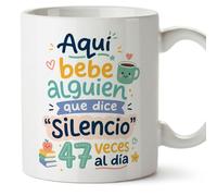 MUGFFINS regalo profesora divertida | regalo profesor divertido | taza profe Aquí bebe alguien que dice silencio 47 veces al día en Español 330 Ml | cerámica resistente | Infantil v4
