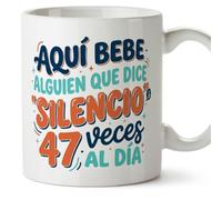 MUGFFINS regalo profesora divertida | regalo profesor divertido | taza profe Aquí bebe alguien que dice silencio 47 veces al día en Español 330 Ml | cerámica resistente | Profesorado v2