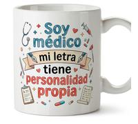 MUGFFINS taza graciosa medico con frase Mi letra tiene personalidad propia en Español | regalo divertido médico, doctor, doctora, médica, hospital, cumpleaños, amigo invisible, navidad | medicina v2