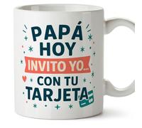 MUGFFINS taza papa con frase Papá hoy invito yo… con tu tarjeta en Español | regalo padre divertido | regalos cumpleaños padre graciosos | 330 Ml 11 oz | navidad | Papá y mamá v1.2MA