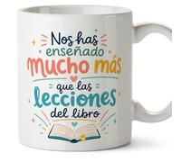 MUGFFINS taza profesora y profesor con frase Nos has enseñado mucho más que las lecciones del libro en Español | regalo profe original | detalle agradecimiento fin de curso | Infantil v2