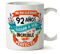 MUGFFINS Tazas 92 Cumpleaños - En Español - Me ha llevado 92 años llegar a ser increíble - 11 oz - Regalo original y divertido