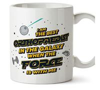 MUGFFINS Tazas para ORTOPEDISTA - En Inglés - Best in The Galaxy The Force is With Me - 11 oz / 330 ml - Regalo original y divertido