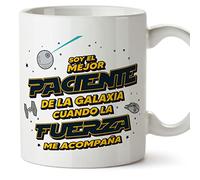 MUGFFINS Tazas para PACIENTE hombre - En Español - Mejor de la Galaxia Cuando Fuerza me Acompaña - 11 oz / 330 ml - Regalo original y divertido