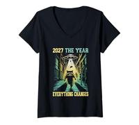 Mujer 2027 El año en Que Todo Cambia el Humor Zombi Extraterrestre de Mapache Camiseta Cuello V