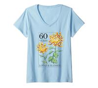 Mujer 60 Years Loved and Blessed - Sello Floral para cumpleaños número 60 Camiseta Cuello V