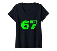 Mujer 67 trébol irlandés Vintage número trébol celebración diseño Camiseta Cuello V