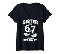 Mujer 7 años Cumpleaños Tenía 6 Ahora Soy 7 67 Meme Sister Camiseta Cuello V