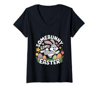 Mujer A Somebunny le encanta la caza de chocolate con huevos de Pascua Camiseta Cuello V