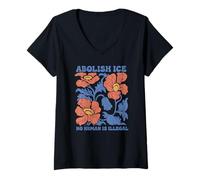 Mujer Abolir el hielo, ningún humano es ilegal, derechos de inmigración Camiseta Cuello V