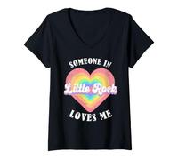 Mujer Alguien en Little Rock Me ama City Heart Camiseta Cuello V