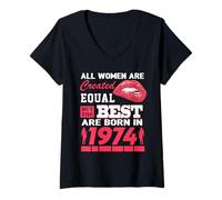 Mujer All Women Are Born In 1974 52 Years Old Funny 52nd Birthday Camiseta Cuello V