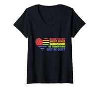 Mujer antes de obtener el mes del orgullo homofóbico sexista racista Camiseta Cuello V