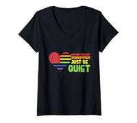 Mujer antes de que te vuelvas homofóbico solo sé tranquilo mes del orgullo Camiseta Cuello V