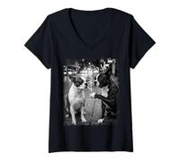 Mujer Arte Callejero de Perro Fumador de Boston Terrier Camiseta Cuello V