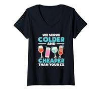 Mujer Bartender Servimos Más Frío Y Más Barato Que Tu Ex Camiseta Cuello V