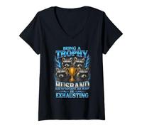 Mujer Being A Trophy Husband Is Exhausting Funny Marriage Raccoon Camiseta Cuello V