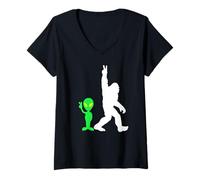 Mujer Bigfoot & Alien Conspiracy Theory Bigfoot & Alien Camiseta Cuello V