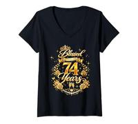 Mujer Blessed by God for 74 Years Old Women 74th Birthday Queen Camiseta Cuello V