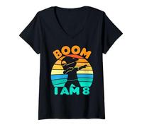 Mujer Boom I'm 8 Years Old Party Dabbing para niños de 8 años Camiseta Cuello V