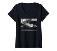 Mujer Bryan Forbes conduciendo su Coche Jaguar Tipo E 1961 Camiseta Cuello V