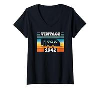 Mujer Camping Cumpleaños nacido en 1942 Acampada Caravanas Camiseta Cuello V