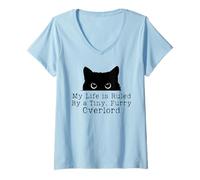 Mujer Cat Funny: Mi Vida está gobernada por un pequeño señor Supremo Peludo Camiseta Cuello V