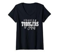 Mujer Chasing Toddler and Jesus Funny Christian Mom Faith Quote Camiseta Cuello V