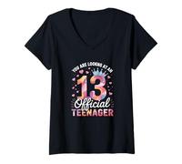 Mujer Chicas que estás mirando a un adolescente oficial 13 cumpleaños Camiseta Cuello V