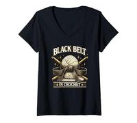 Mujer Cinturón Negro en Crochet Craft Humor Crocheters Yarn Mastery Camiseta Cuello V